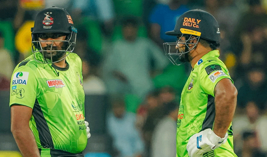 All-round Qalandars crush United to reach PSL X final