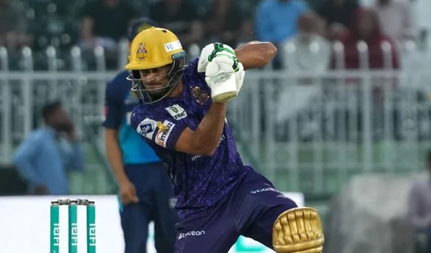Hasan Nawaz guides Gladiators to top spot